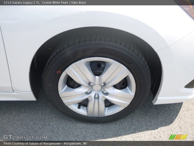 Crystal White Pearl / Slate Black 2019 Subaru Legacy 2.5i