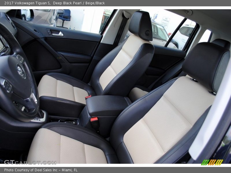 Deep Black Pearl / Beige/Black 2017 Volkswagen Tiguan S