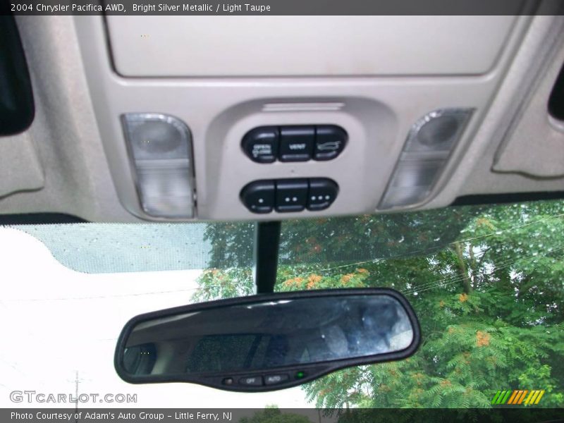 Bright Silver Metallic / Light Taupe 2004 Chrysler Pacifica AWD