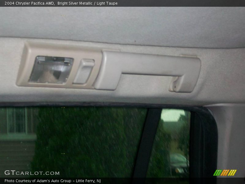 Bright Silver Metallic / Light Taupe 2004 Chrysler Pacifica AWD