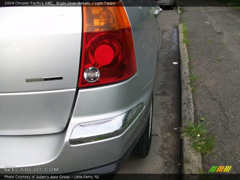 Bright Silver Metallic / Light Taupe 2004 Chrysler Pacifica AWD