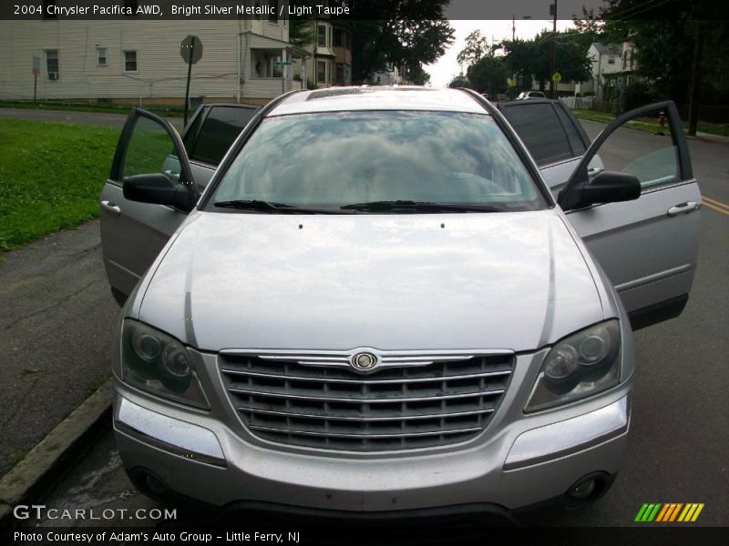 Bright Silver Metallic / Light Taupe 2004 Chrysler Pacifica AWD