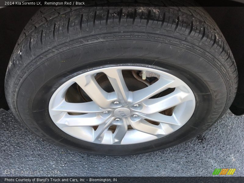 Remington Red / Black 2014 Kia Sorento LX