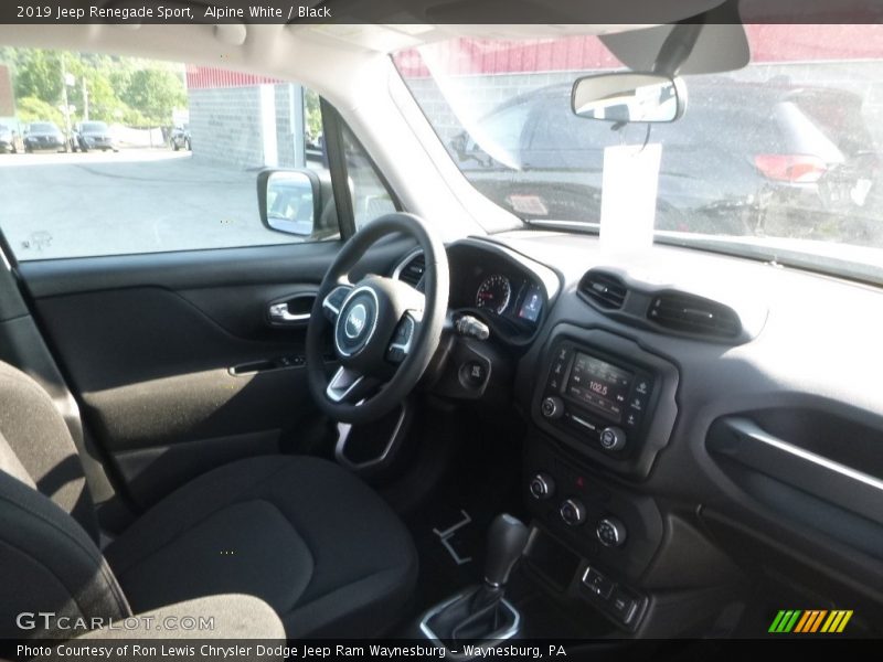 Alpine White / Black 2019 Jeep Renegade Sport