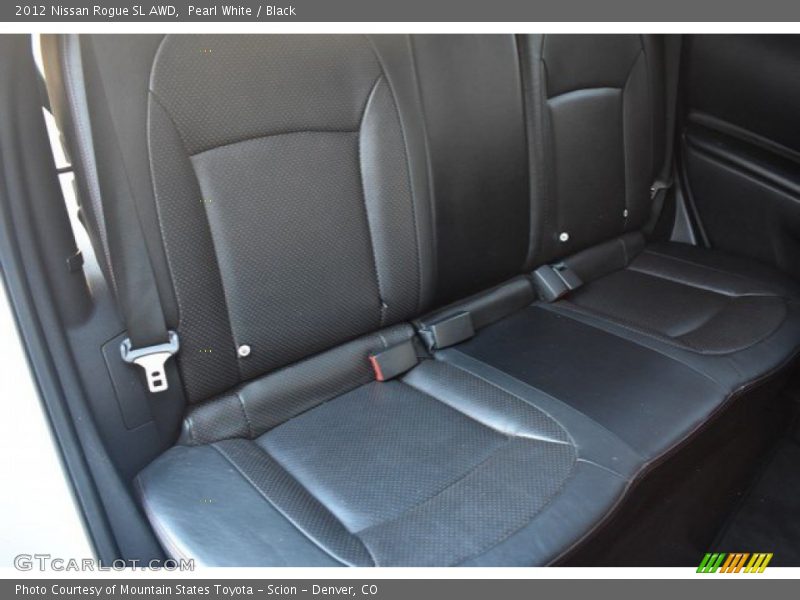 Pearl White / Black 2012 Nissan Rogue SL AWD
