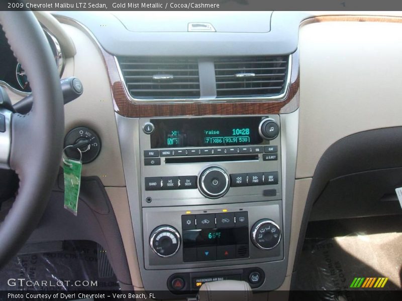 Gold Mist Metallic / Cocoa/Cashmere 2009 Chevrolet Malibu LTZ Sedan