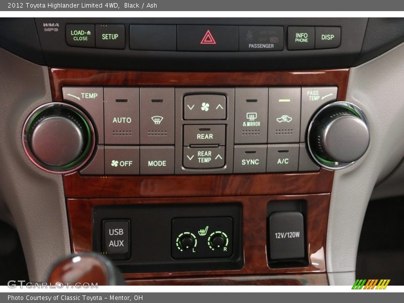 Black / Ash 2012 Toyota Highlander Limited 4WD