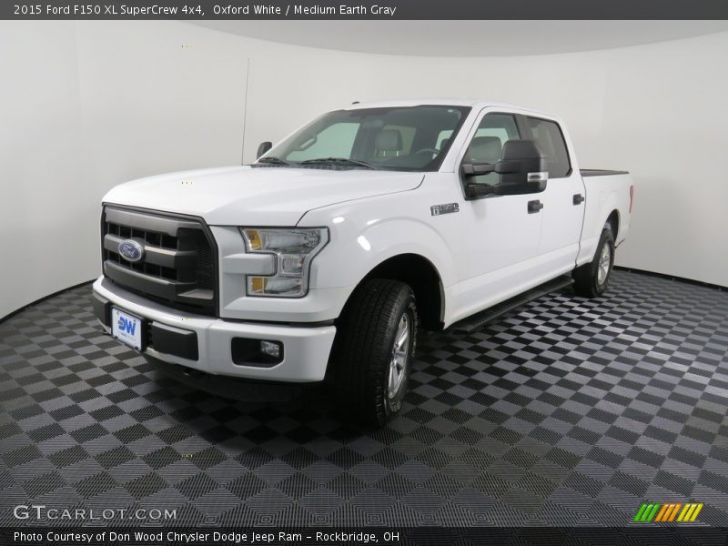 Oxford White / Medium Earth Gray 2015 Ford F150 XL SuperCrew 4x4