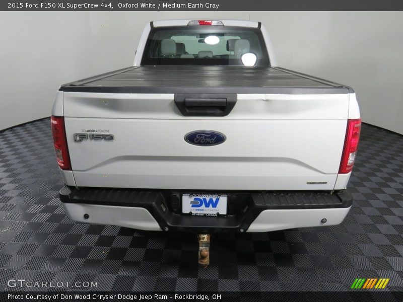 Oxford White / Medium Earth Gray 2015 Ford F150 XL SuperCrew 4x4