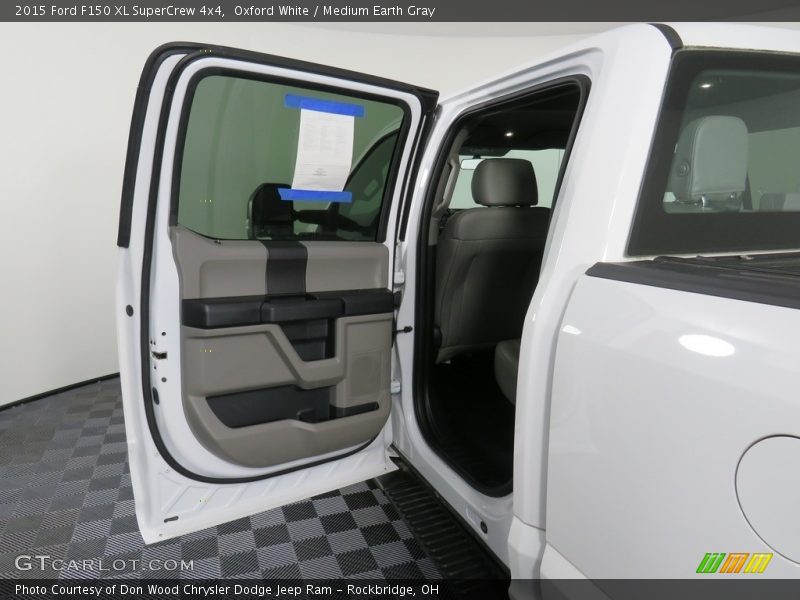 Oxford White / Medium Earth Gray 2015 Ford F150 XL SuperCrew 4x4