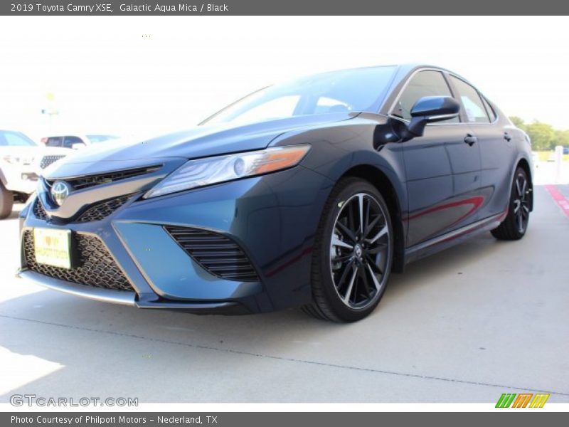 Galactic Aqua Mica / Black 2019 Toyota Camry XSE
