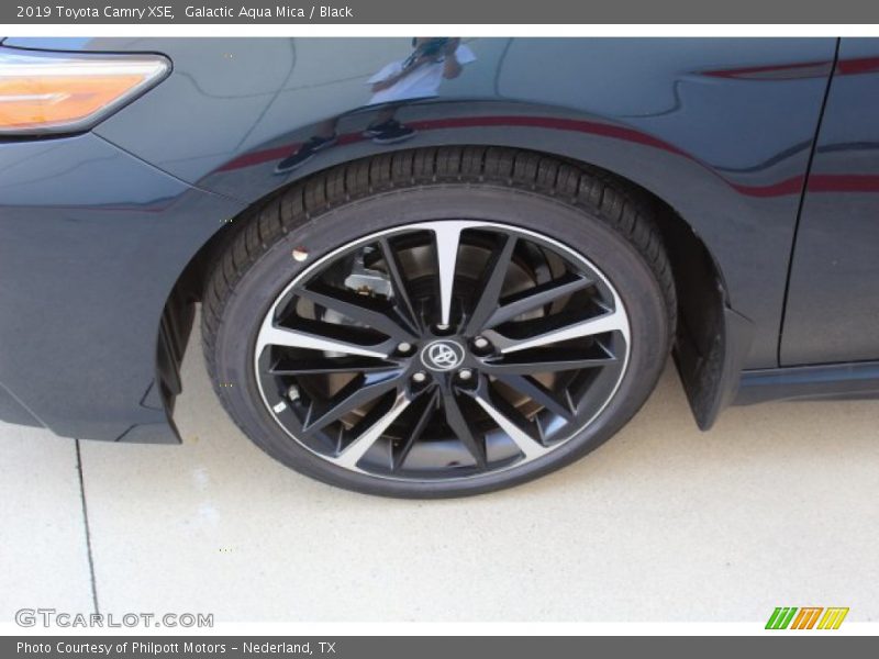 Galactic Aqua Mica / Black 2019 Toyota Camry XSE