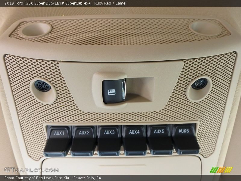 Controls of 2019 F350 Super Duty Lariat SuperCab 4x4