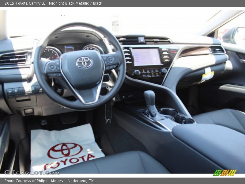 Midnight Black Metallic / Black 2019 Toyota Camry LE