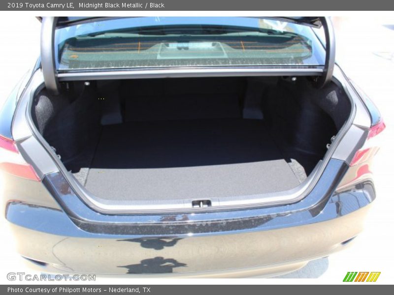 Midnight Black Metallic / Black 2019 Toyota Camry LE