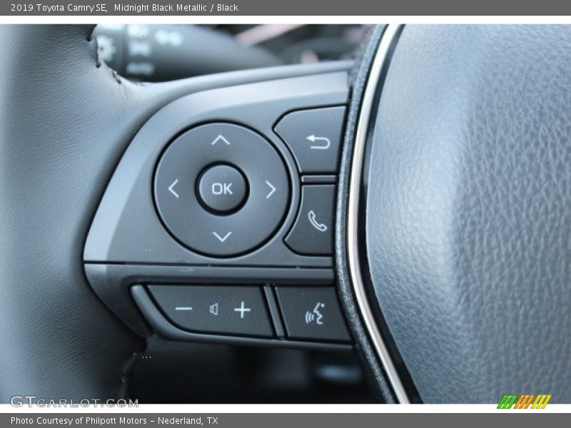 Midnight Black Metallic / Black 2019 Toyota Camry SE