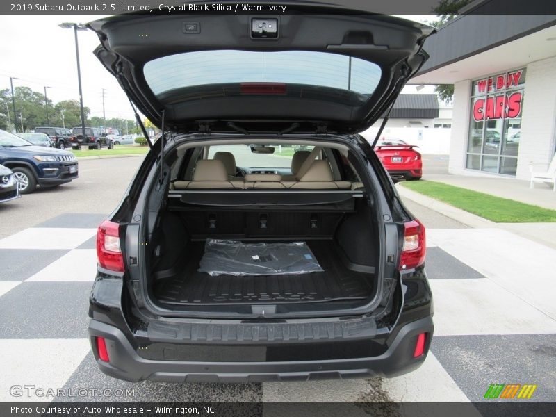 Crystal Black Silica / Warm Ivory 2019 Subaru Outback 2.5i Limited
