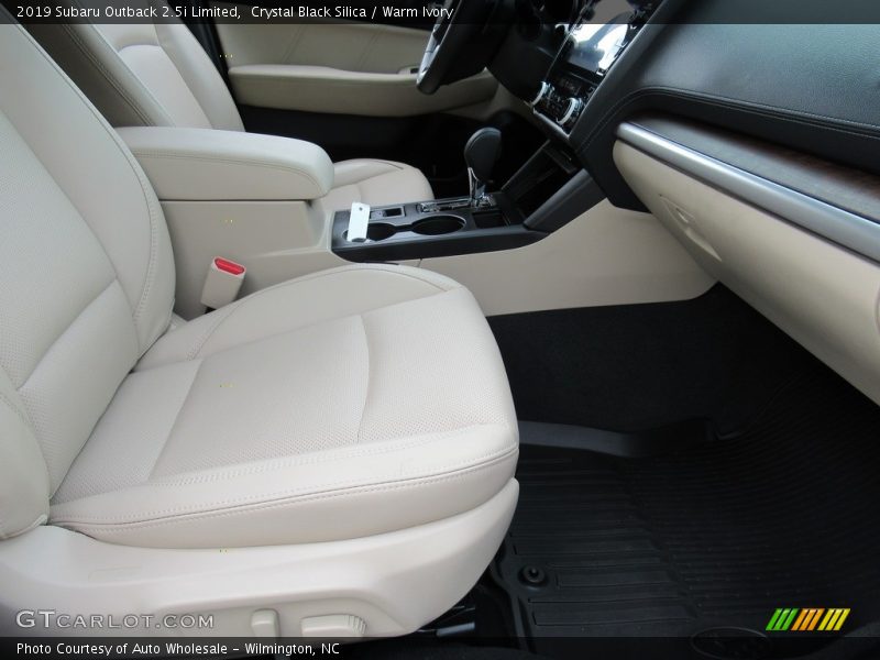 Crystal Black Silica / Warm Ivory 2019 Subaru Outback 2.5i Limited