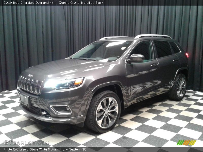 Granite Crystal Metallic / Black 2019 Jeep Cherokee Overland 4x4