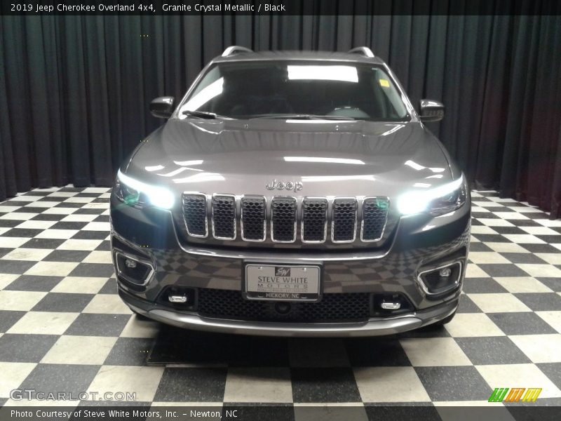 Granite Crystal Metallic / Black 2019 Jeep Cherokee Overland 4x4