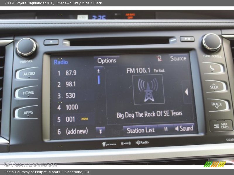 Predawn Gray Mica / Black 2019 Toyota Highlander XLE