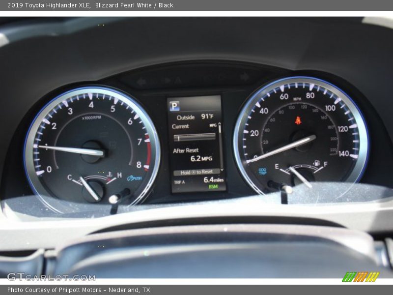 Blizzard Pearl White / Black 2019 Toyota Highlander XLE