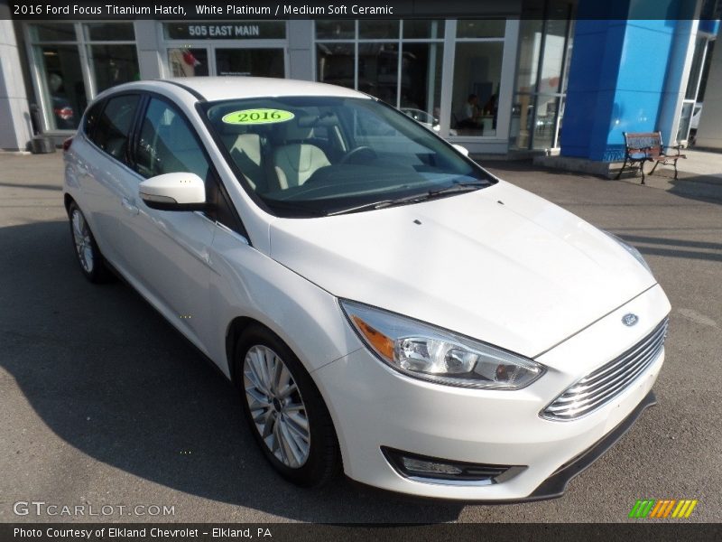 White Platinum / Medium Soft Ceramic 2016 Ford Focus Titanium Hatch