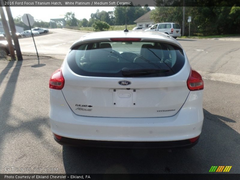 White Platinum / Medium Soft Ceramic 2016 Ford Focus Titanium Hatch