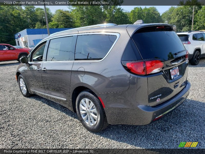 Granite Crystal Metallic / Black/Alloy 2019 Chrysler Pacifica Touring L