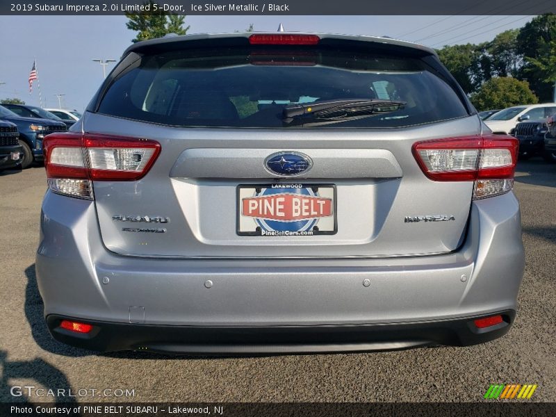 Ice Silver Metallic / Black 2019 Subaru Impreza 2.0i Limited 5-Door