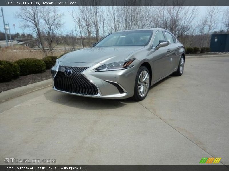 Atomic Silver / Black 2019 Lexus ES 300h
