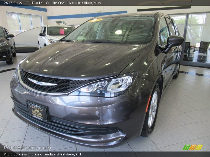 Granite Crystal Metallic / Black/Alloy 2017 Chrysler Pacifica LX