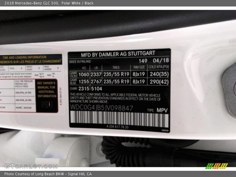 Polar White / Black 2018 Mercedes-Benz GLC 300