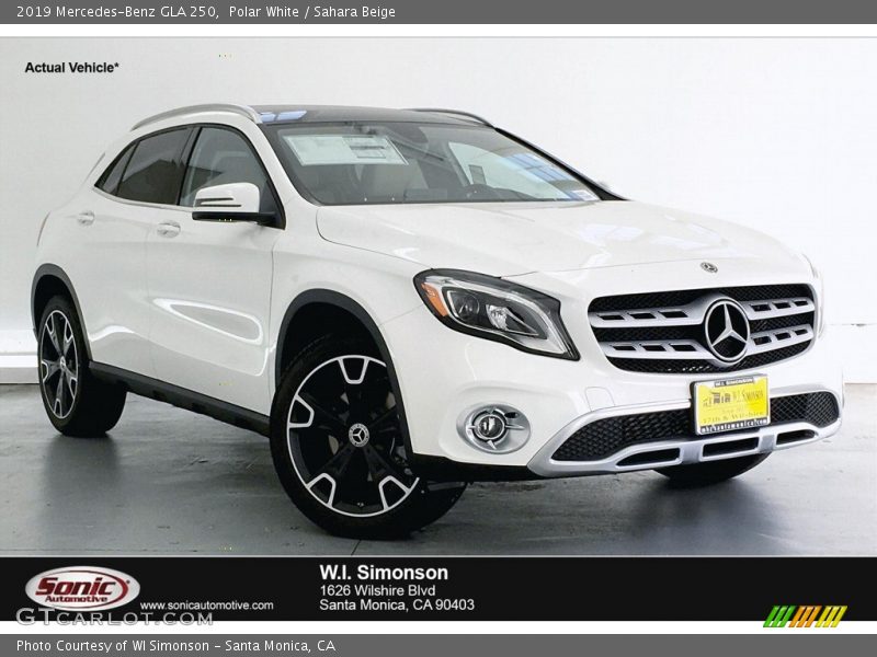 Polar White / Sahara Beige 2019 Mercedes-Benz GLA 250