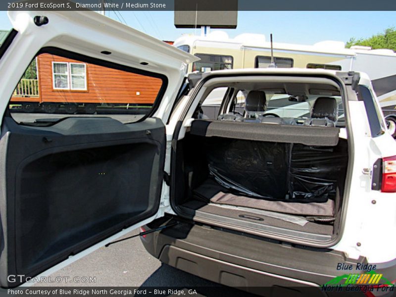 Diamond White / Medium Stone 2019 Ford EcoSport S