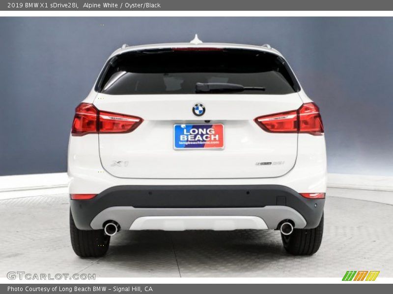 Alpine White / Oyster/Black 2019 BMW X1 sDrive28i