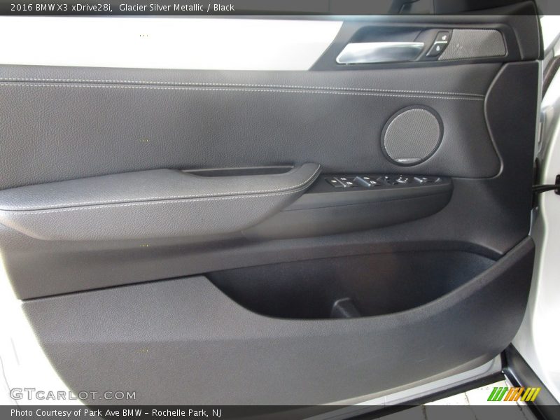 Glacier Silver Metallic / Black 2016 BMW X3 xDrive28i