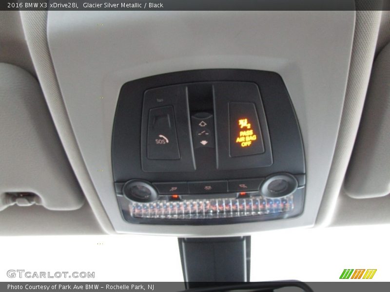 Glacier Silver Metallic / Black 2016 BMW X3 xDrive28i