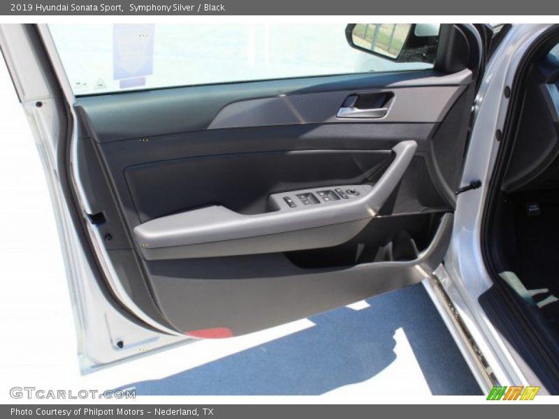 Symphony Silver / Black 2019 Hyundai Sonata Sport