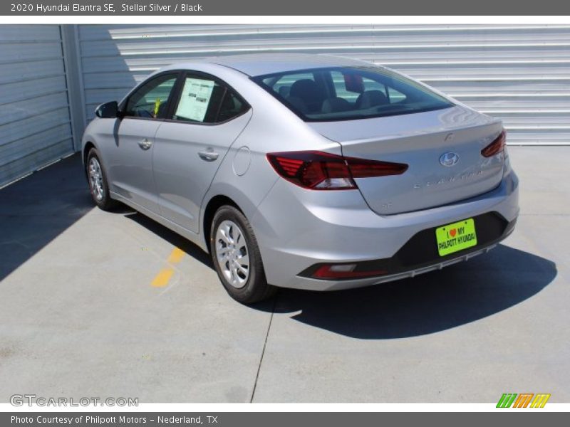 Stellar Silver / Black 2020 Hyundai Elantra SE