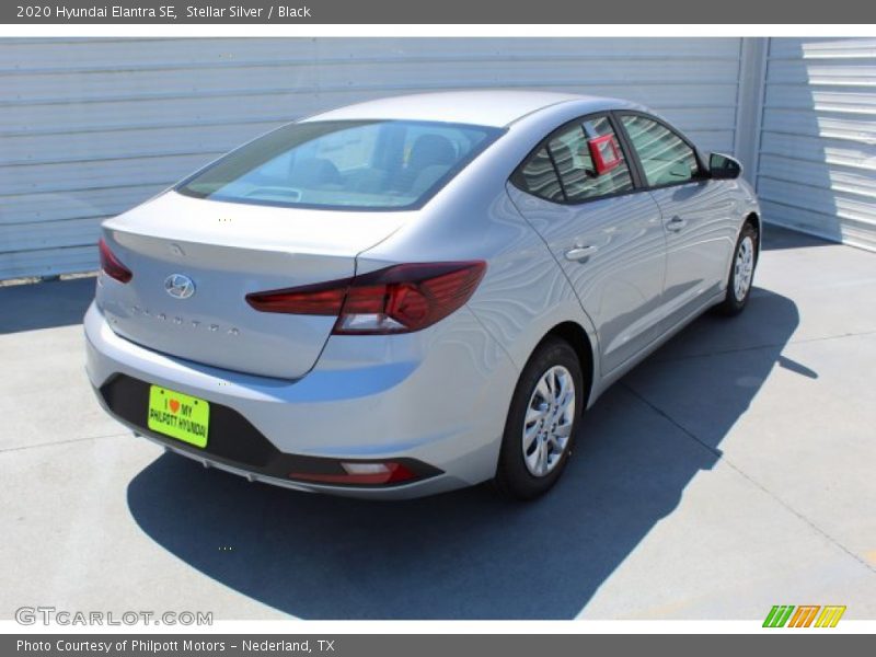Stellar Silver / Black 2020 Hyundai Elantra SE