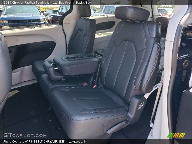 Jazz Blue Pearl / Black/Alloy 2019 Chrysler Pacifica Touring L
