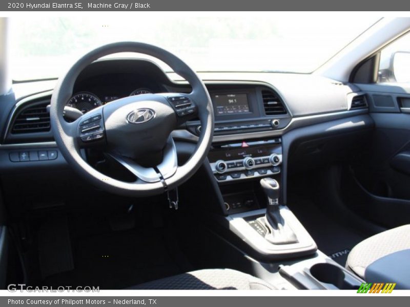 Machine Gray / Black 2020 Hyundai Elantra SE