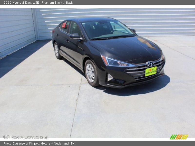 Phantom Black / Black 2020 Hyundai Elantra SE