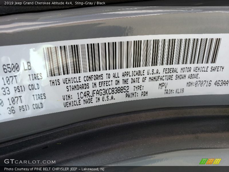 Sting-Gray / Black 2019 Jeep Grand Cherokee Altitude 4x4