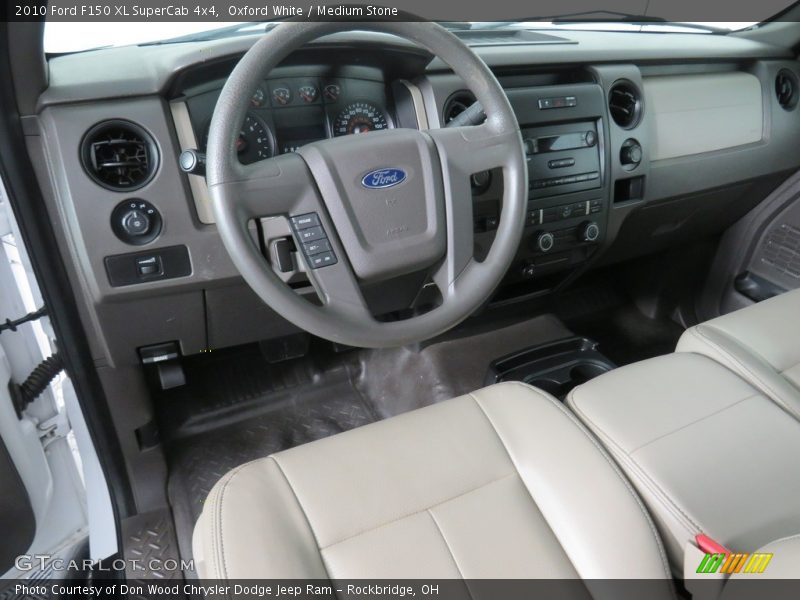Oxford White / Medium Stone 2010 Ford F150 XL SuperCab 4x4