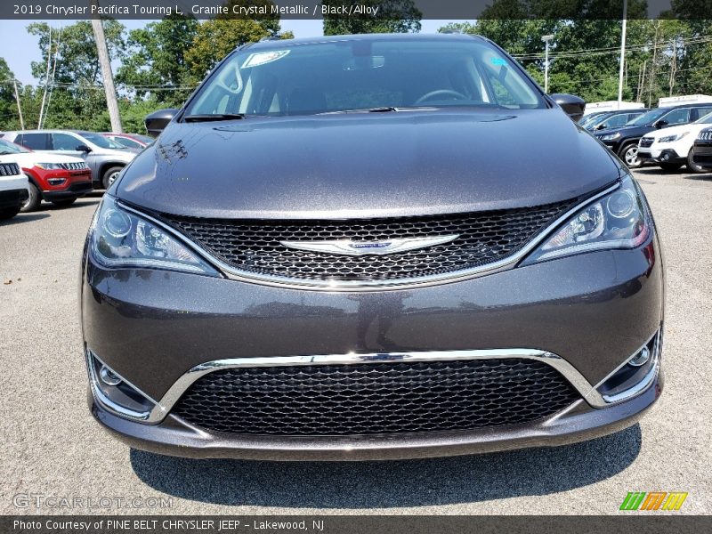 Granite Crystal Metallic / Black/Alloy 2019 Chrysler Pacifica Touring L