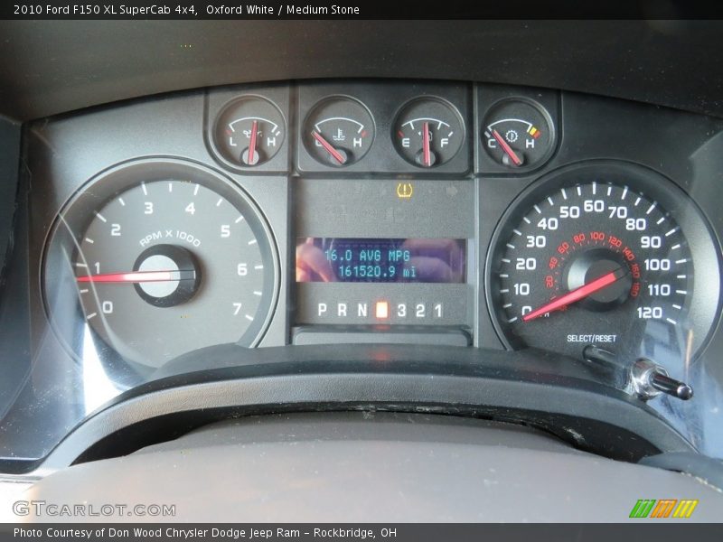 Oxford White / Medium Stone 2010 Ford F150 XL SuperCab 4x4