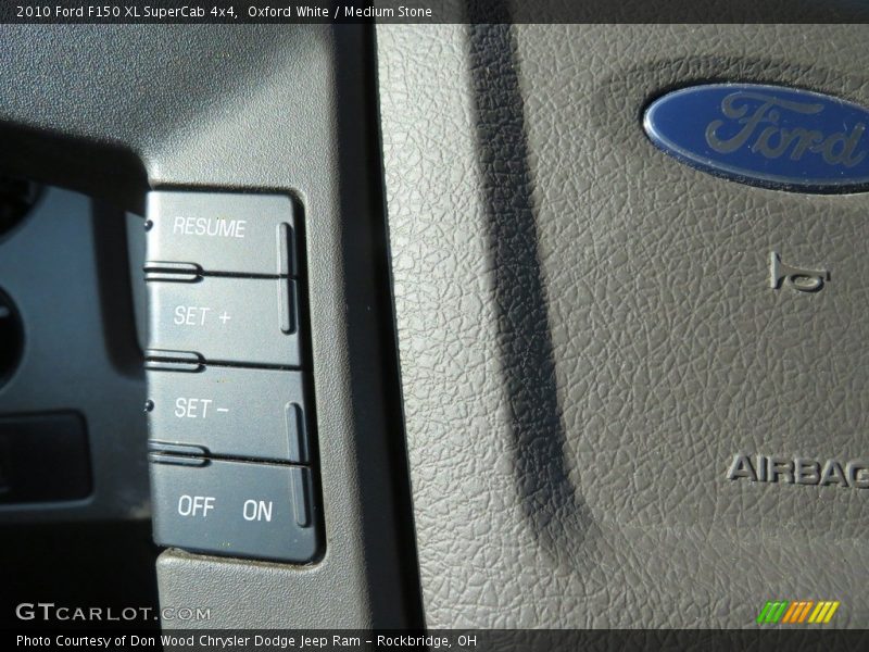 Oxford White / Medium Stone 2010 Ford F150 XL SuperCab 4x4