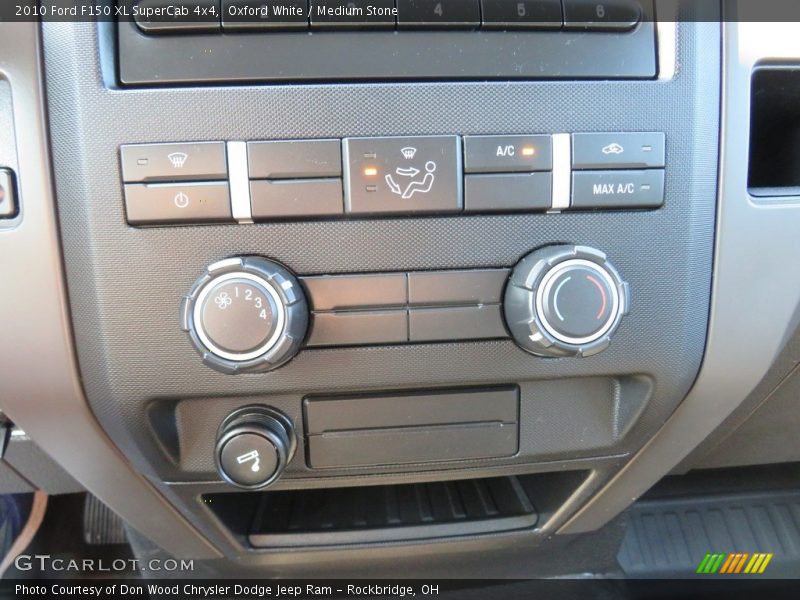 Oxford White / Medium Stone 2010 Ford F150 XL SuperCab 4x4